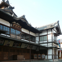 ehime-uchiko-honmachi02.jpg