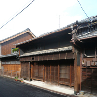mie-tsu-ishinden01.jpg