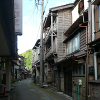 niigata-itoigawa-tsutsuishi01.jpg